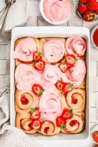 Recette Cinnamon Rolls aux Fraises