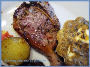 Recette Côtes d'agneau marinées / pommes de terre roties