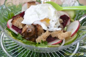 Recette Salade de pissenlits, cœurs de poulet et œufs pochés