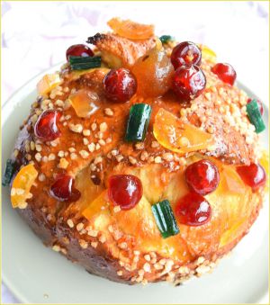 Recette Couronne des rois briochée … un trésor parfumé à la fleur d’oranger !
