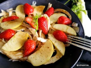 Recette Salade de fenouil cru, pomme et fraises