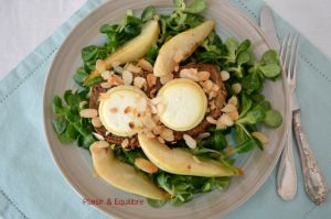 Recette Salade de chèvre, poires, miel et amandes