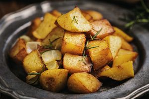 Recette Pommes de Terre Croustillantes aromatisées aux Herbes