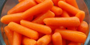 Recette This Is the Reason Your Baby Carrots Are Always Wet