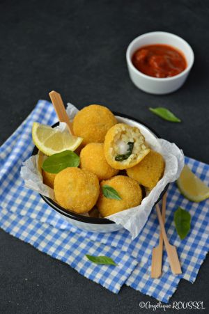 Recette Arancini {basilic & "mozza"} #vegan #sans gluten