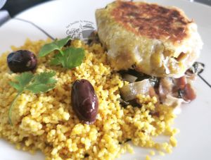 Recette Pastilla d’agneau, sur lit de blettes et accompagnée de couscous au citron et olives : Une recette facile