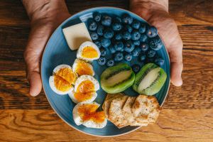 Recette How to Eat Carbs, Protein, Fat, and Fiber in a Specific Order for Steady Blood Sugar