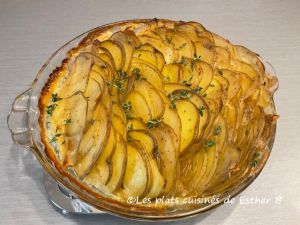 Recette Gratin de pommes de terre aux poireaux et au thym
