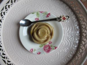 Recette Gâteau de semoule rose et cardamome