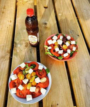 Recette Salade de mâche, tomates, mozzarelle et lardons de bacon