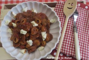 Recette One pot pasta sauce tomate au chorizo et crottin de chèvre