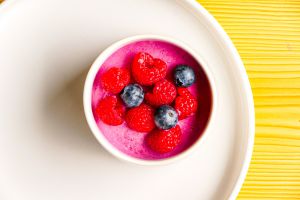 Recette Mousse aux petits fruits et au yogourt vanillé