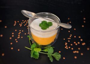 Recette Velouté vegan carottes et lentilles corail, saveurs thaï