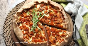 Recette Tarte rustique au chèvre, oignon et patate douce
