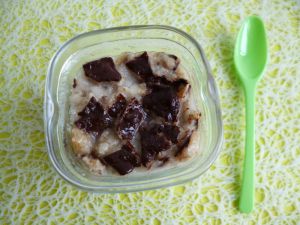 Recette Yaourts végétaux de riz aux galettes sarrasin et chocolat noir (diététiques, végans, sans gluten ni lait et riches en fibres)