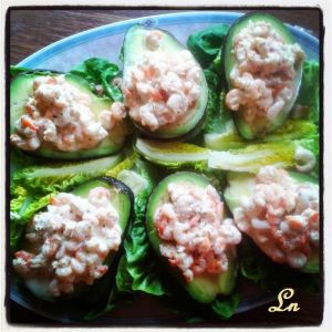 Recette Avocats aux crevettes , sauce à l'estragon