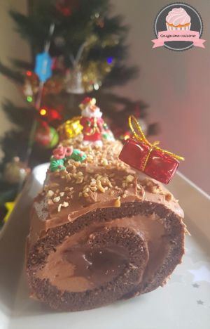 Recette Bûche de Noël roulée à la pâte à tartiner, ganache chocolat caramel