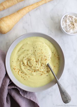 Recette Velouté de panais au curry, cumin et fromage à tartiner (option vegan)