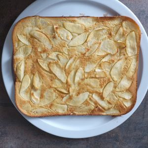 Recette GATEAU invisible aux pommes