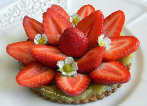 Recette Tartelette feuilletée fraise rhubarbe