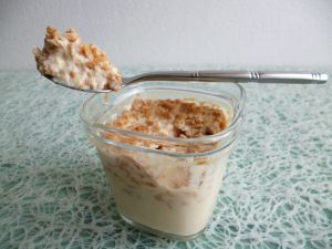 Recette Yaourts maison 100% soja avec lait de soja et crumble aux protéines de soja (sans sucre, diététique et végan)