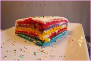 Recette Raybow cake ,le gâteau arc en ciel avec pâte a sucre (gâteau d’anniversaire avec plusieurs couleurs ) et garnit de ganache chocolat