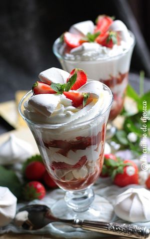 Recette Eton Mess aux Fraises : Recette Classique Anglaise