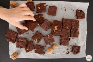 Recette Brownies vegan au beurre d'arachide  et aux noix