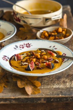 Recette Soupe de buttercup aux figues et aux noix de pécan