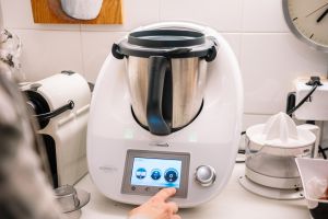 Recette Pourquoi le Thermomix de Vorwerk reste l’allié idéal pour les recettes de pâtisserie ?