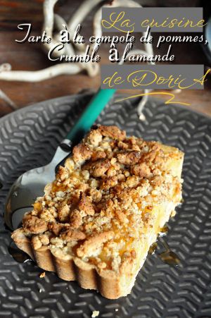 Recette Tarte à la compote de pommes, crumble à l'amande