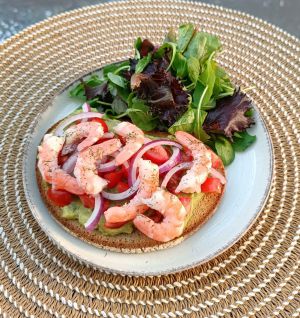 Recette Avocado toast crevettes
