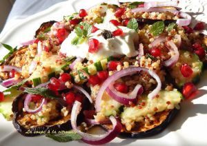 Recette Salade de quinoa aux aubergines épicées et graines de grenade