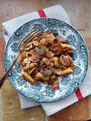 Recette Gnocchis au lard et à la sauge