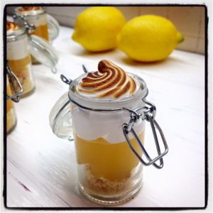 Recette Tarte  au  Citron  Meringuée  avec  Sablés  Maison   &   Lemon  Curd  in  a  Jar  ...  &   Balade  à  Roquebrune  Cap  Martin  !