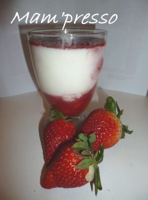 Recette Panna cotta, fraises et son coulis de fraises