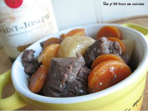 Recette Mijoté de bœuf aux légumes d'hiver et aux Cotes du Rhône