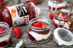 Recette Dessert aux fraises en verrines