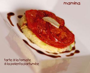 Recette Tartelettes de polenta parfumée à la tomate