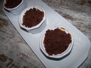 Recette Crumble au chocolat et compote de sucrine-pomme
