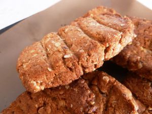 Recette Biscuits aux épices et flocons d'avoine type "B.lvita"