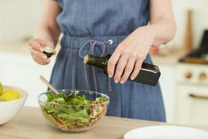 Recette Salade au CBD : l’alliance parfaite entre nutrition et détente !