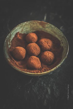 Recette Truffes au Chocolat de Fanny Rey : La Recette Étoilée pour Noël