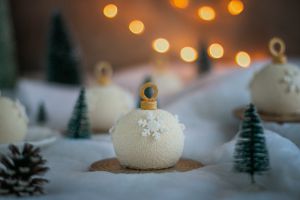 Recette Boule de Noël (pomme, caramel et fève tonka)