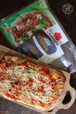 Recette Pinsa aux tomates fraîches : une recette facile pour un apéritif