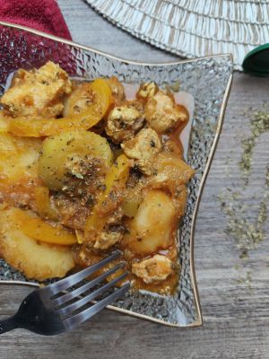 Recette Poulet aux pomme de terre, légumes façon tajine