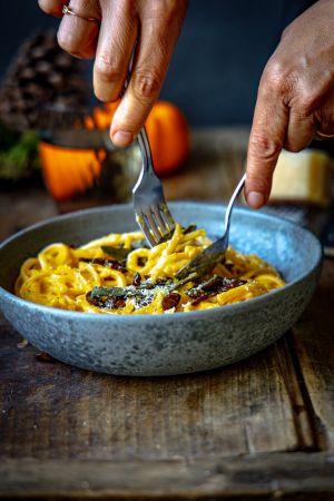 Recette Linguine sauce crémeuse au butternut et beurre de sauge