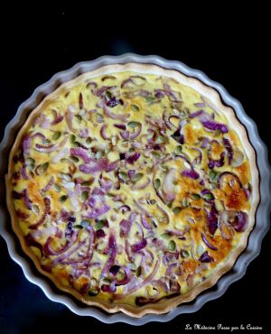 Recette Quiche aux oignons rouges, fêta et  miel