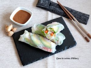 Recette Rouleaux de printemps végétariens et sauce crémeuse aux cacahuètes / Vegan spring rolls and creamy peanut sauce