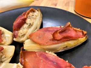 Recette Endives caramélisées au jambon serrano de Yotam Ottolenghi